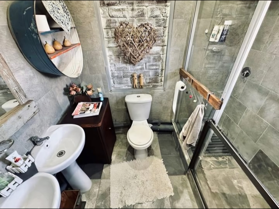 5 Bedroom Property for Sale in Volksrust Mpumalanga