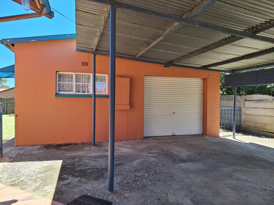 3 Bedroom Property for Sale in Volksrust Mpumalanga