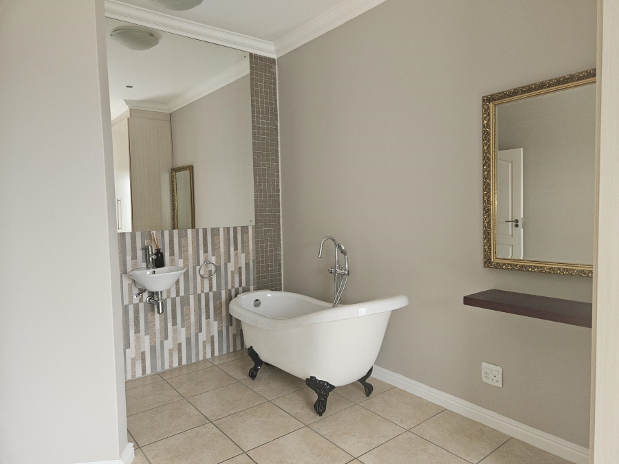 4 Bedroom Property for Sale in Bankenveld Mpumalanga