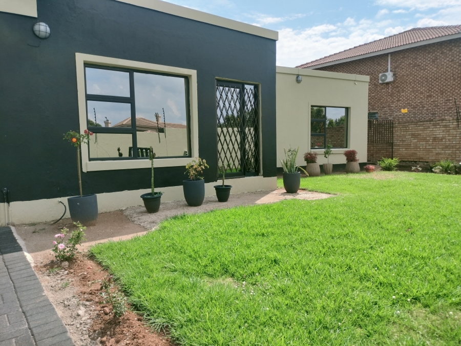 To Let 3 Bedroom Property for Rent in Reyno Ridge Mpumalanga