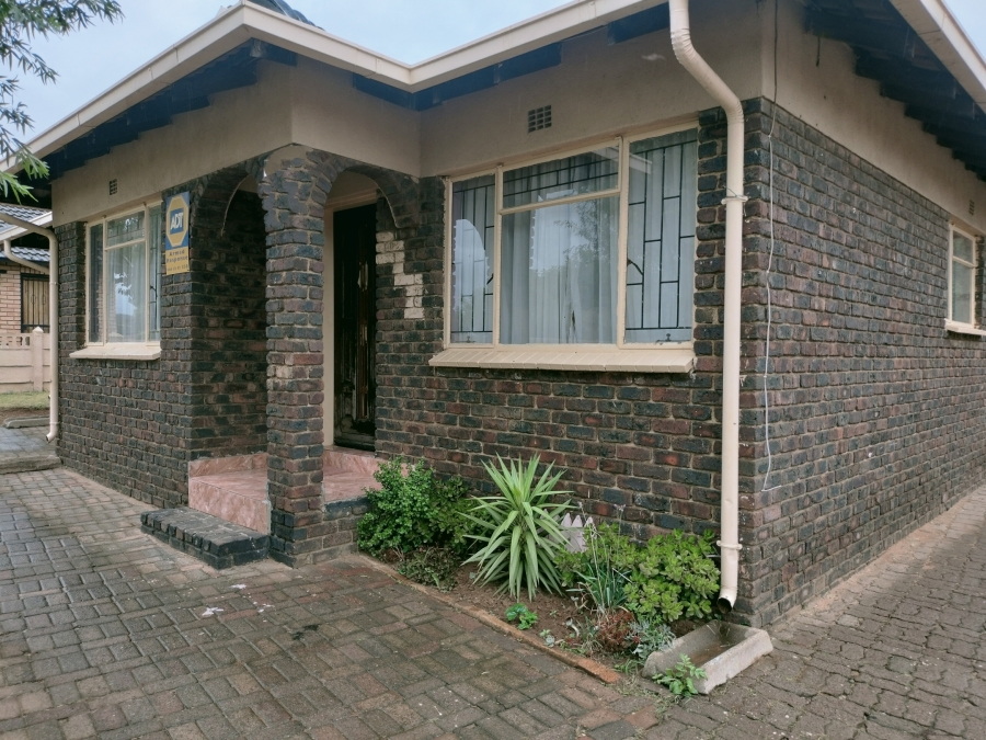 To Let 3 Bedroom Property for Rent in Kwaguqa Mpumalanga