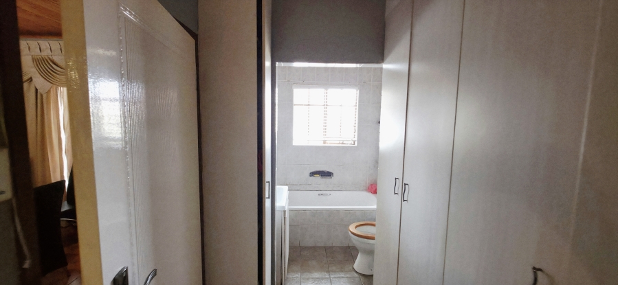 2 Bedroom Property for Sale in Reyno Ridge Mpumalanga
