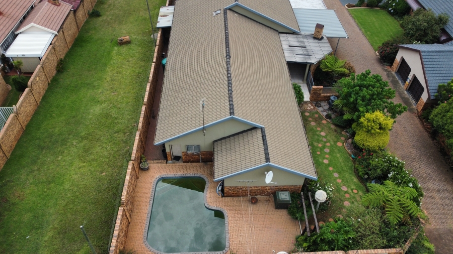 3 Bedroom Property for Sale in Ben Fleur Mpumalanga