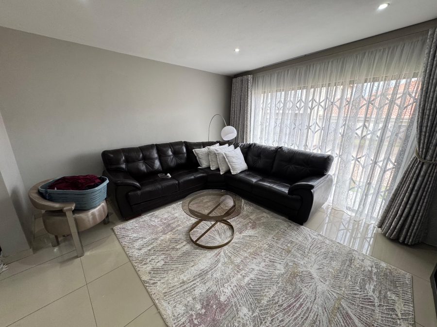 3 Bedroom Property for Sale in Jackaroo A H Mpumalanga