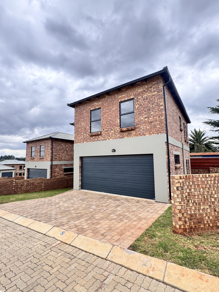 4 Bedroom Property for Sale in Die Heuwel Mpumalanga
