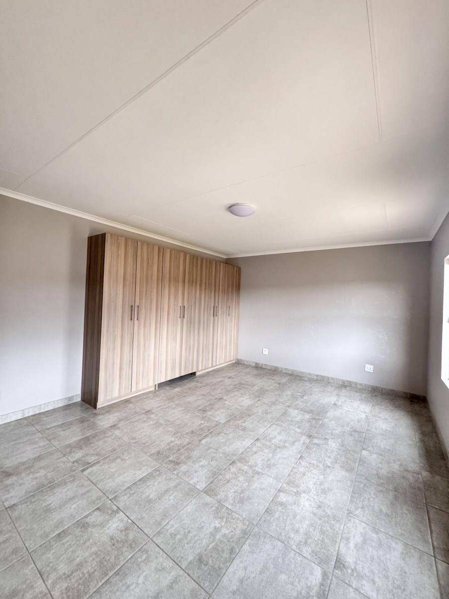 4 Bedroom Property for Sale in Die Heuwel Mpumalanga