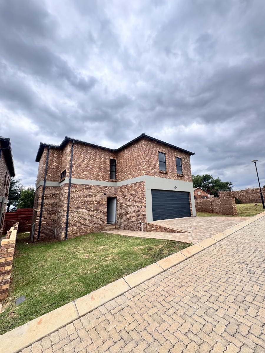 4 Bedroom Property for Sale in Die Heuwel Mpumalanga