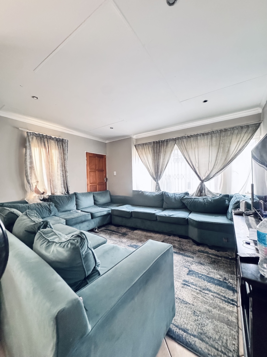 3 Bedroom Property for Sale in Hoeveld Park Mpumalanga