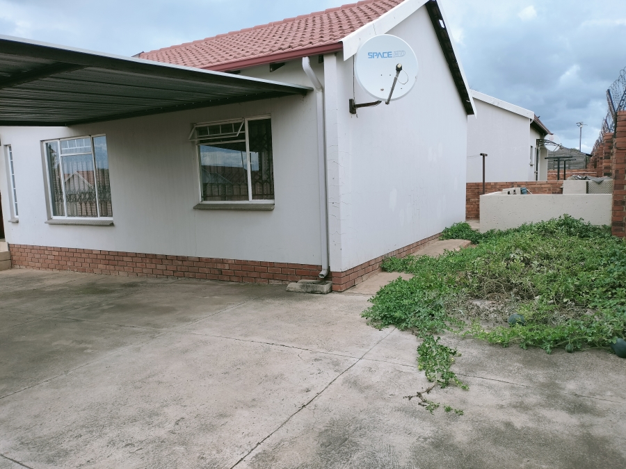 2 Bedroom Property for Sale in Duvha Park Mpumalanga