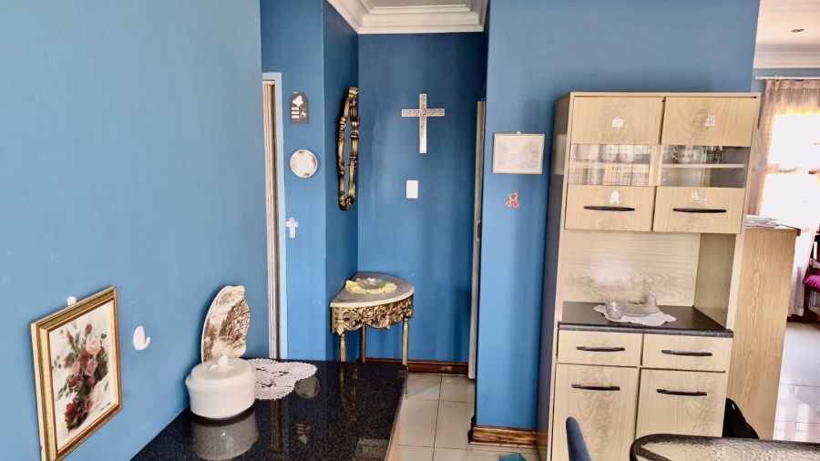 2 Bedroom Property for Sale in Model Park Mpumalanga