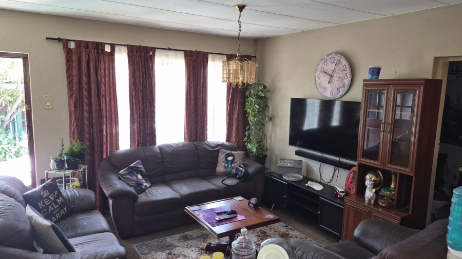 2 Bedroom Property for Sale in Model Park Mpumalanga