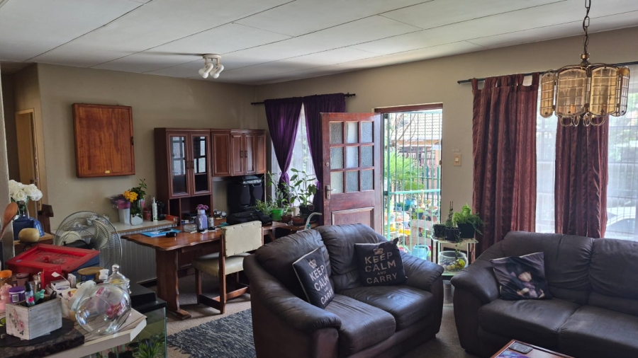 2 Bedroom Property for Sale in Model Park Mpumalanga