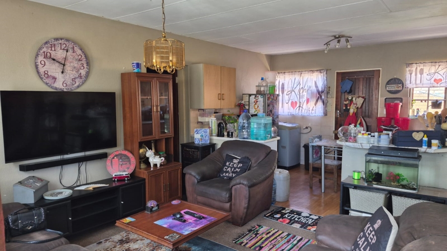 2 Bedroom Property for Sale in Model Park Mpumalanga