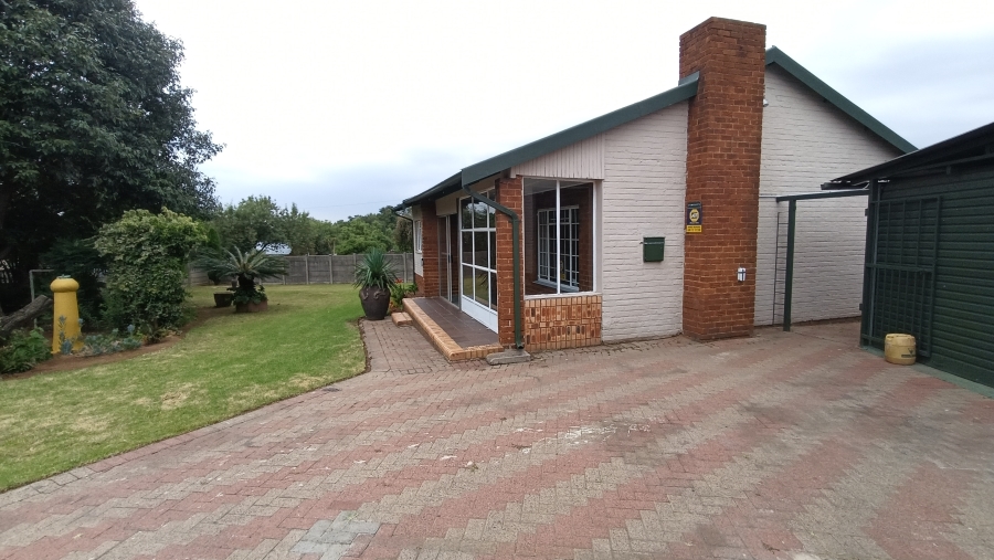 3 Bedroom Property for Sale in Witbank Ext 16 Mpumalanga