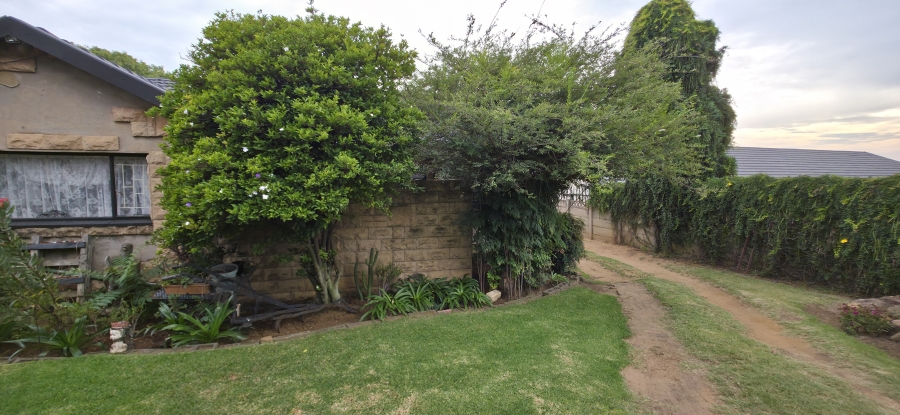 3 Bedroom Property for Sale in Model Park Mpumalanga
