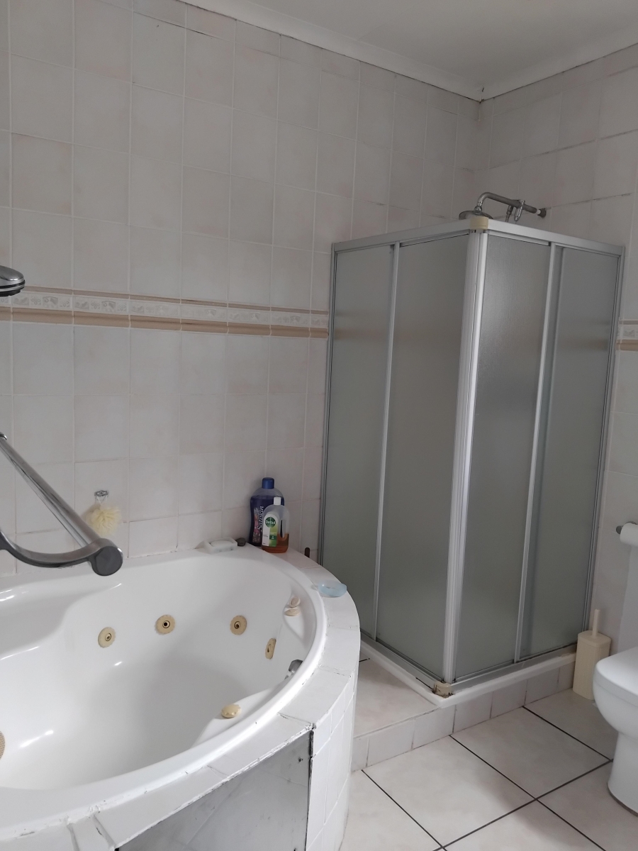 3 Bedroom Property for Sale in Barberton Mpumalanga