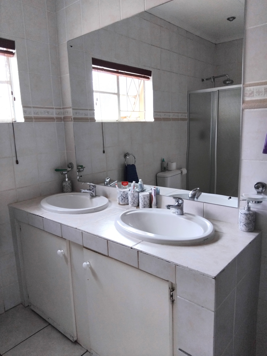 3 Bedroom Property for Sale in Barberton Mpumalanga