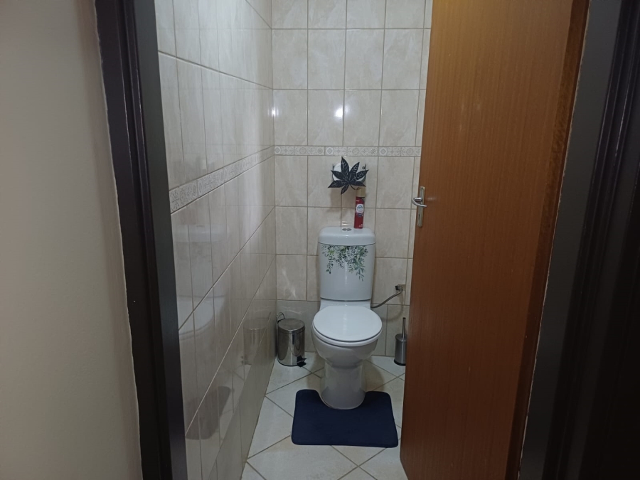 5 Bedroom Property for Sale in Secunda Mpumalanga