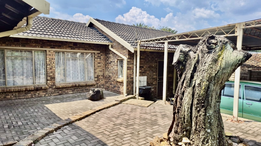4 Bedroom Property for Sale in Hoeveld Park Mpumalanga