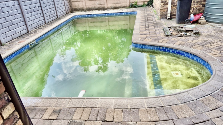 4 Bedroom Property for Sale in Hoeveld Park Mpumalanga