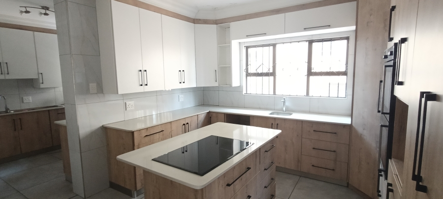 4 Bedroom Property for Sale in Model Park Mpumalanga