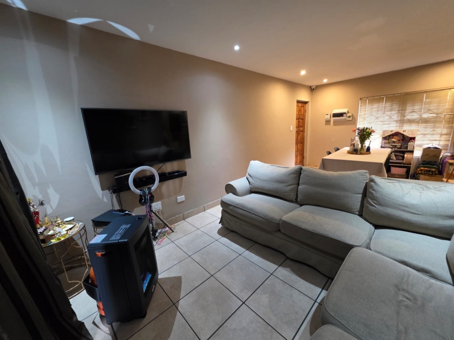 2 Bedroom Property for Sale in Reyno Ridge Mpumalanga