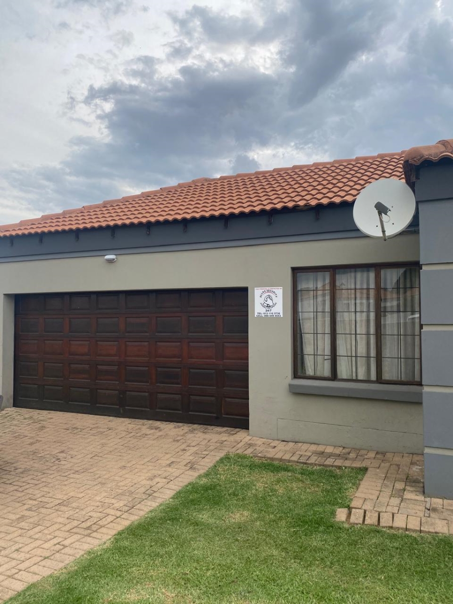 3 Bedroom Property for Sale in Jackaroo Park Mpumalanga