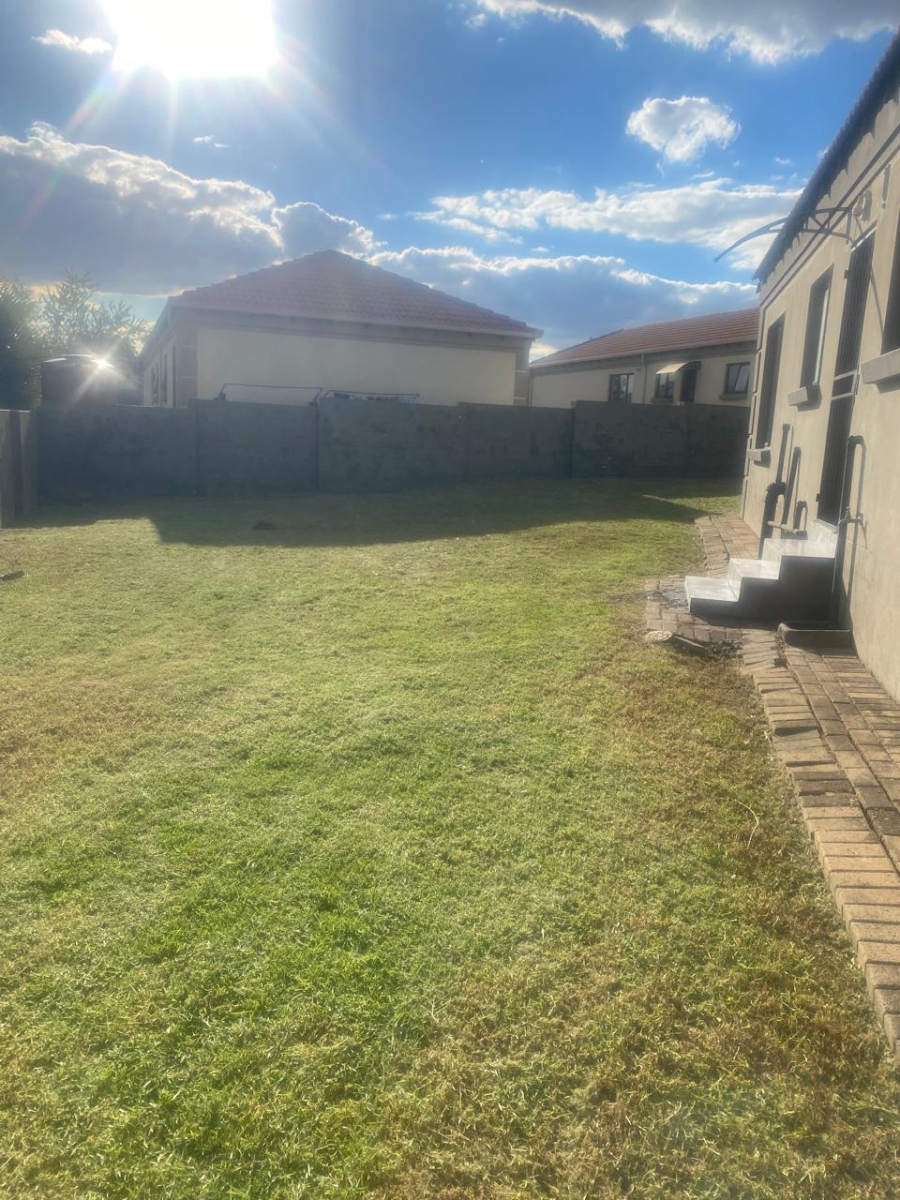 3 Bedroom Property for Sale in Jackaroo Park Mpumalanga