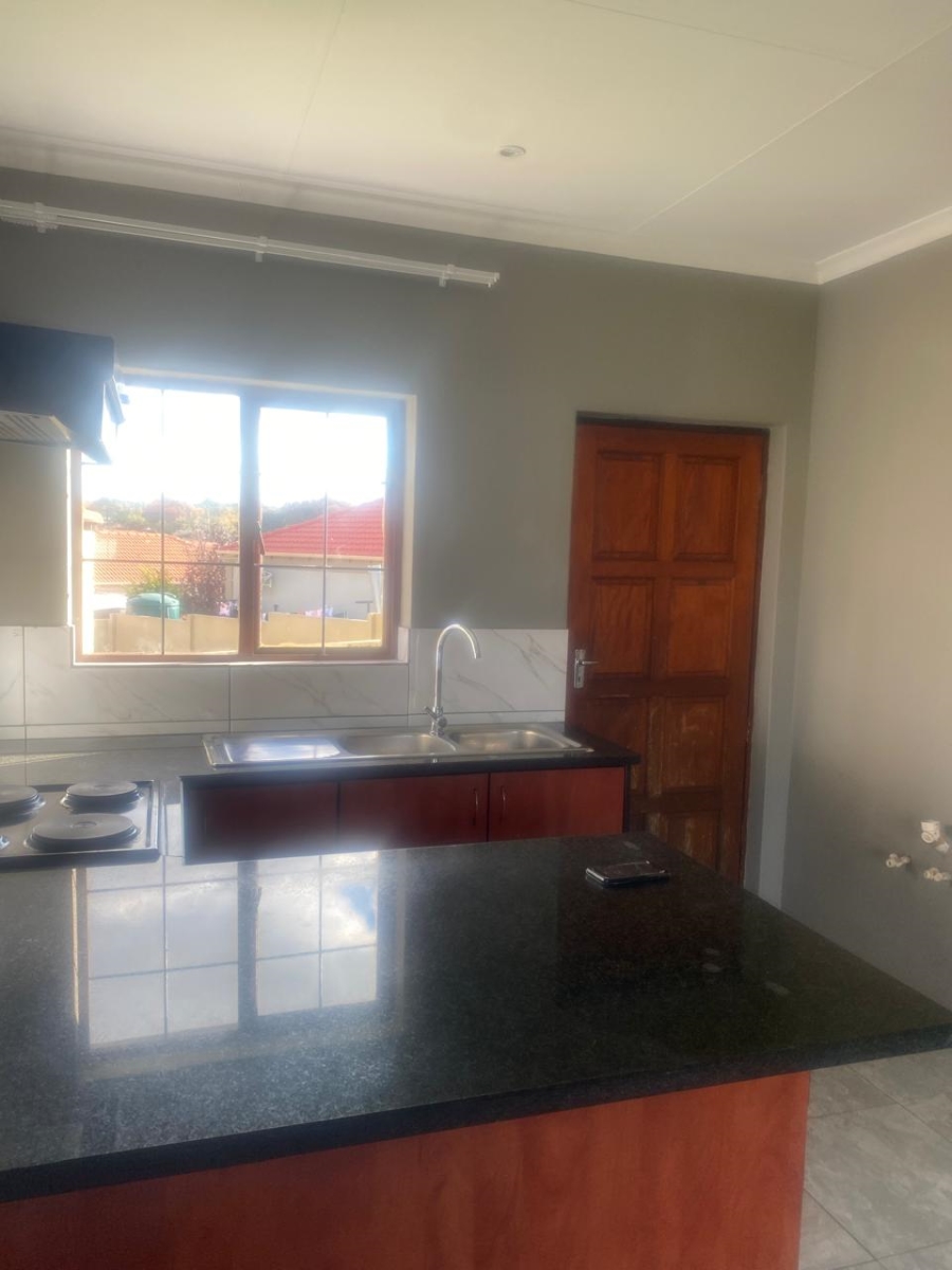 3 Bedroom Property for Sale in Jackaroo Park Mpumalanga