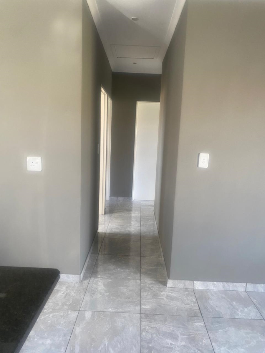 3 Bedroom Property for Sale in Jackaroo Park Mpumalanga
