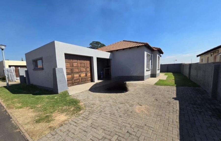 3 Bedroom Property for Sale in Ben Fleur Mpumalanga