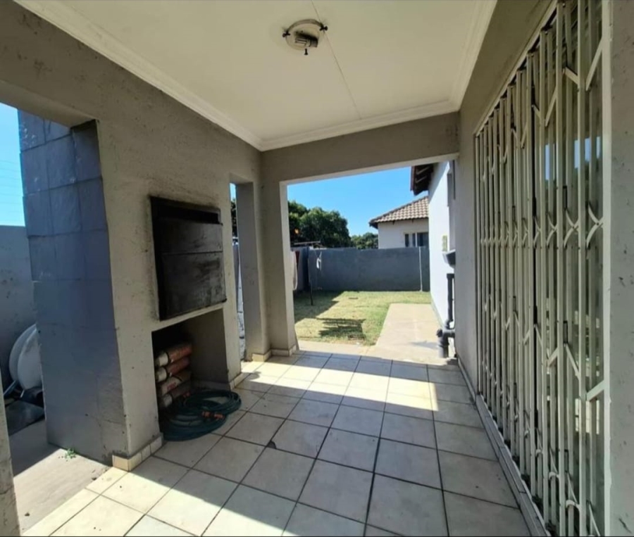 3 Bedroom Property for Sale in Ben Fleur Mpumalanga