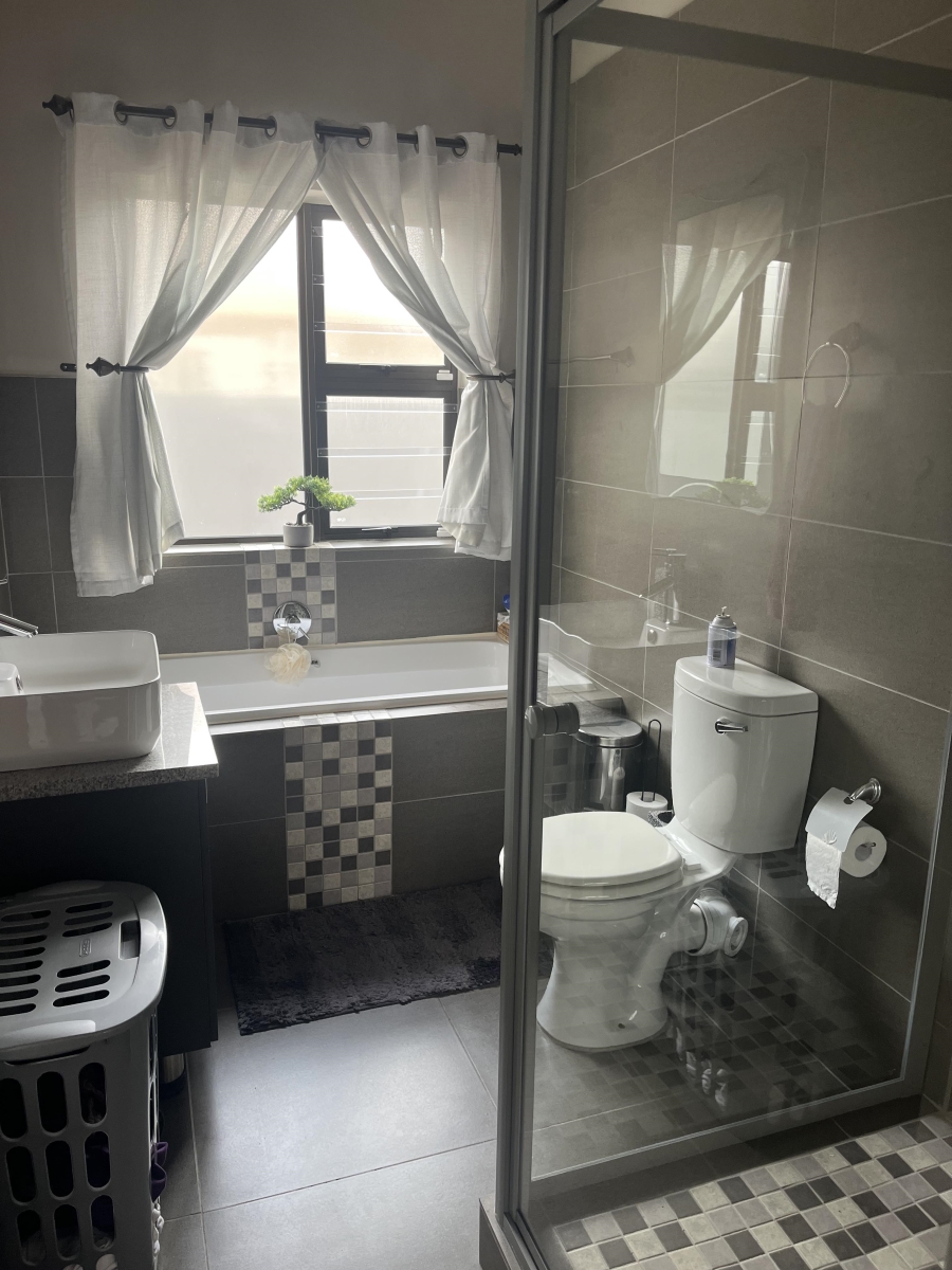 3 Bedroom Property for Sale in Terra Nova Mpumalanga