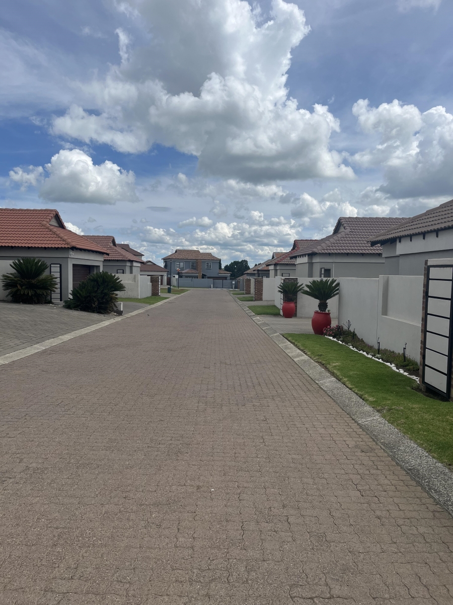 3 Bedroom Property for Sale in Terra Nova Mpumalanga