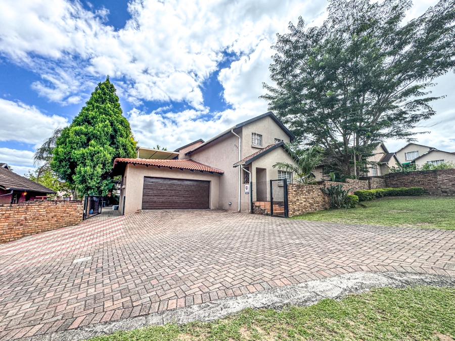 3 Bedroom Property for Sale in Stonehenge Ext 5 Mpumalanga