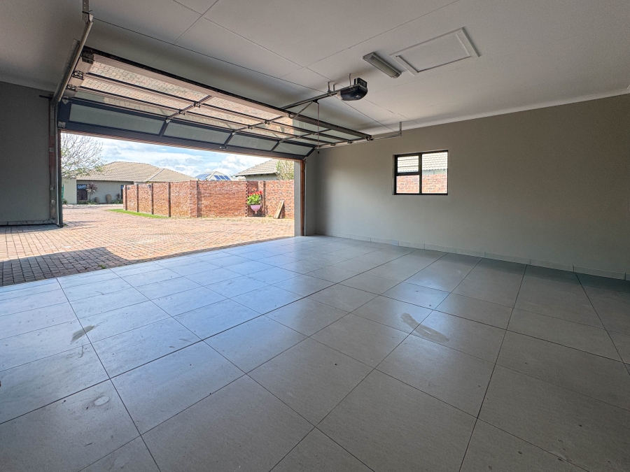 3 Bedroom Property for Sale in Nelspruit Ext 14 Mpumalanga