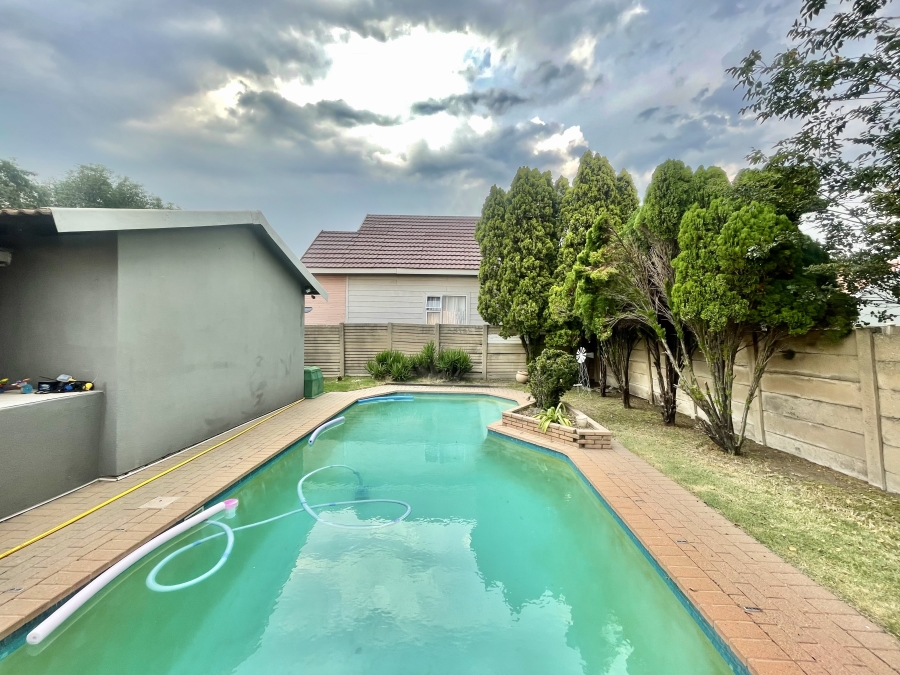 4 Bedroom Property for Sale in Secunda Mpumalanga