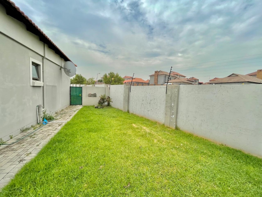 2 Bedroom Property for Sale in Terra Nova Mpumalanga