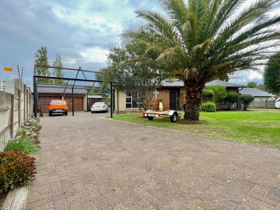 3 Bedroom Property for Sale in Secunda Mpumalanga