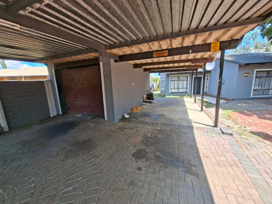 3 Bedroom Property for Sale in Secunda Mpumalanga