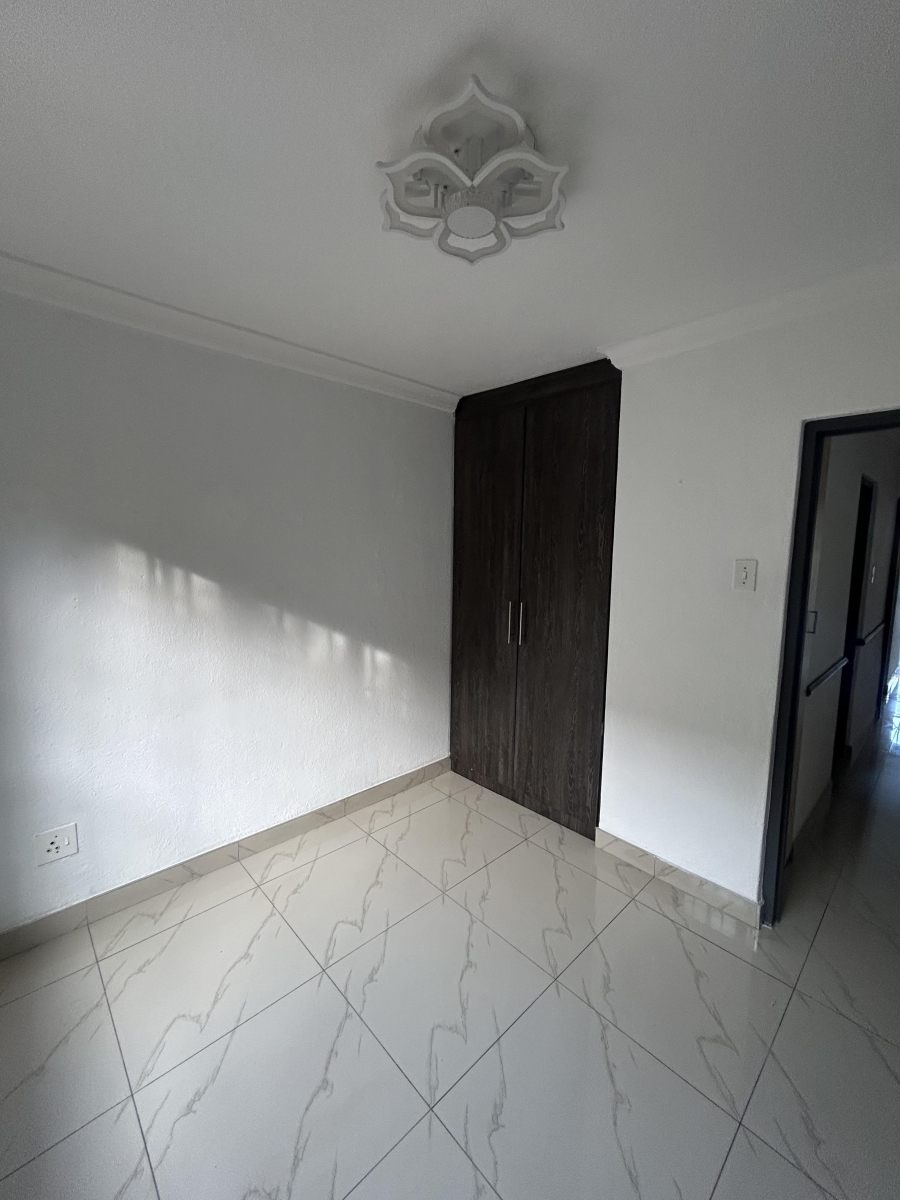 2 Bedroom Property for Sale in Riverside Park Mpumalanga