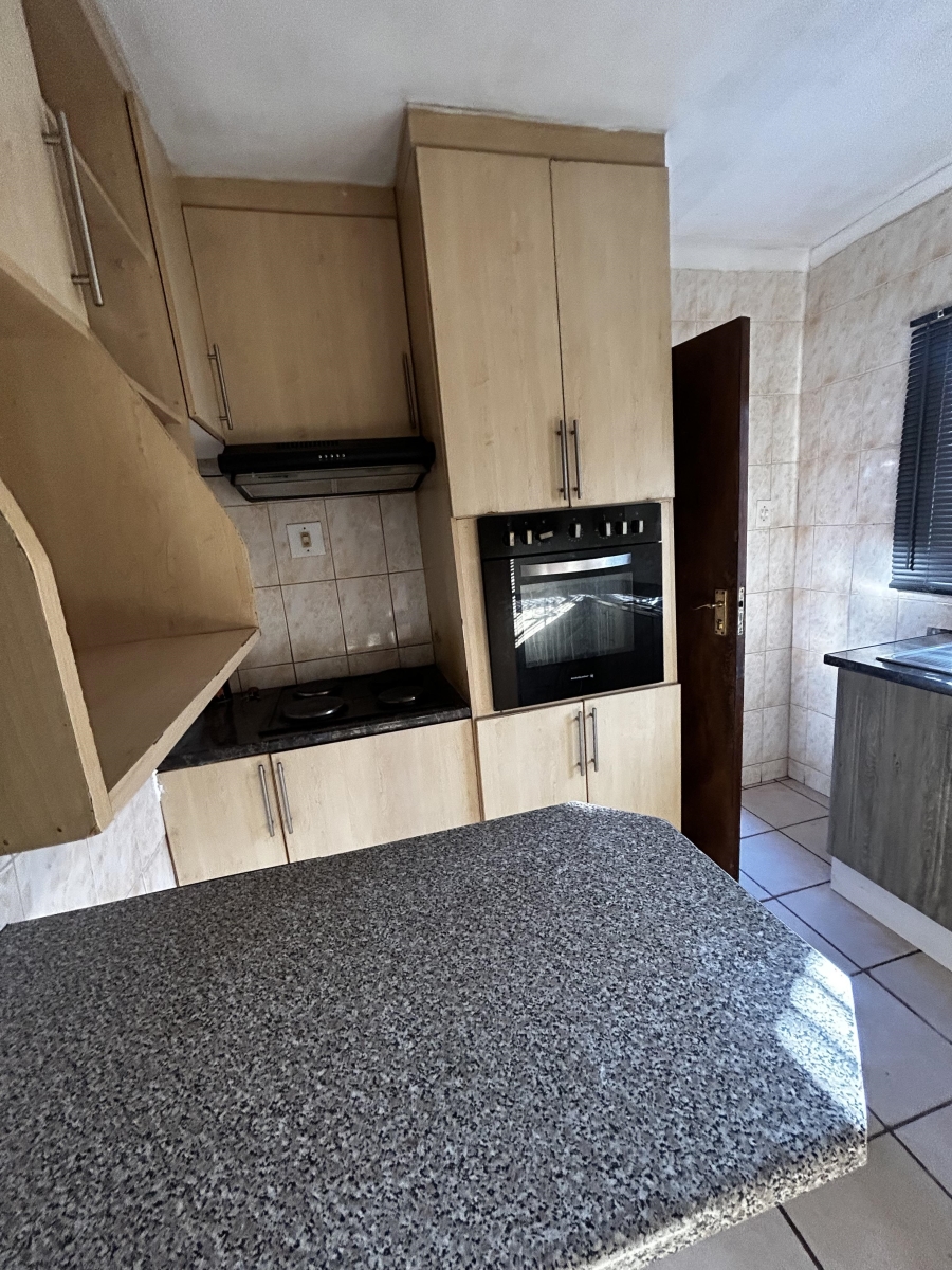 To Let 2 Bedroom Property for Rent in Kanyamazane Mpumalanga