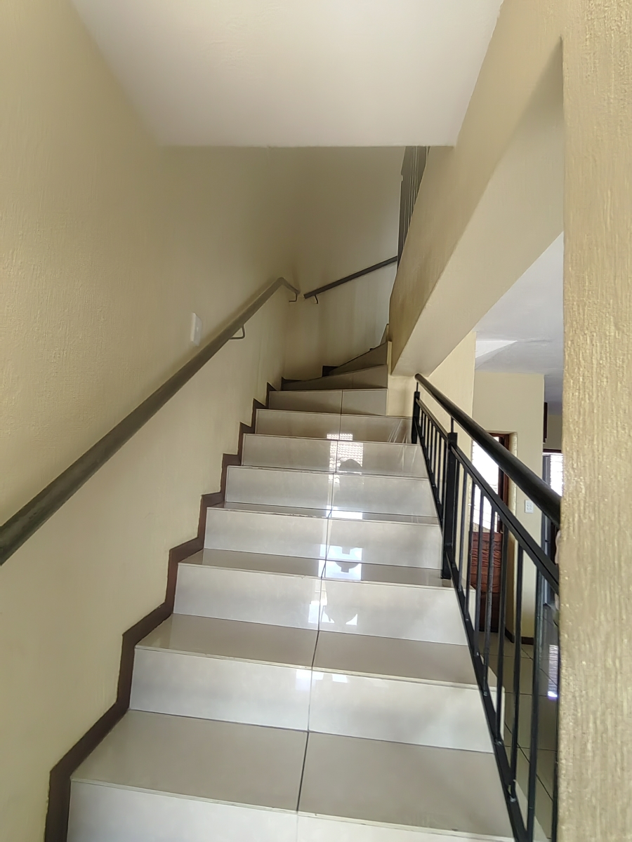 3 Bedroom Property for Sale in Sonheuwel Mpumalanga