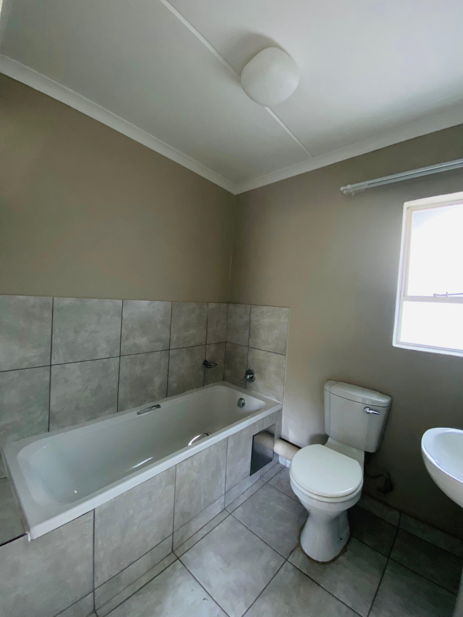 2 Bedroom Property for Sale in Karino Mpumalanga
