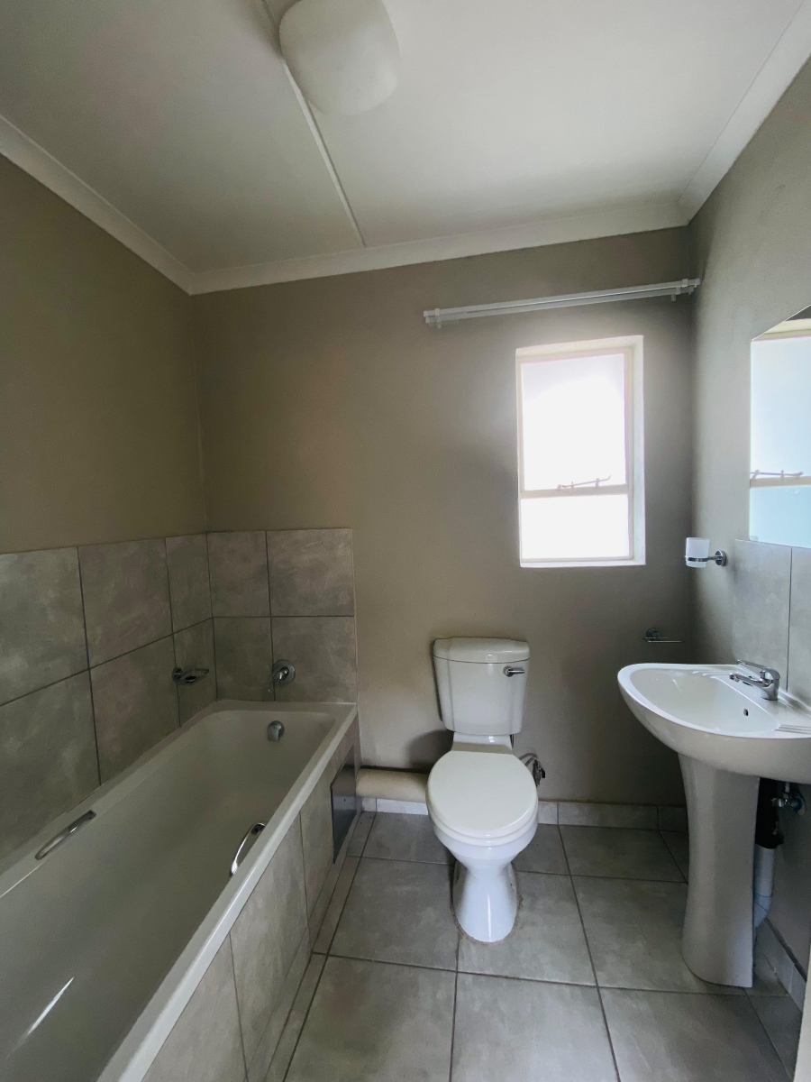 2 Bedroom Property for Sale in Karino Mpumalanga