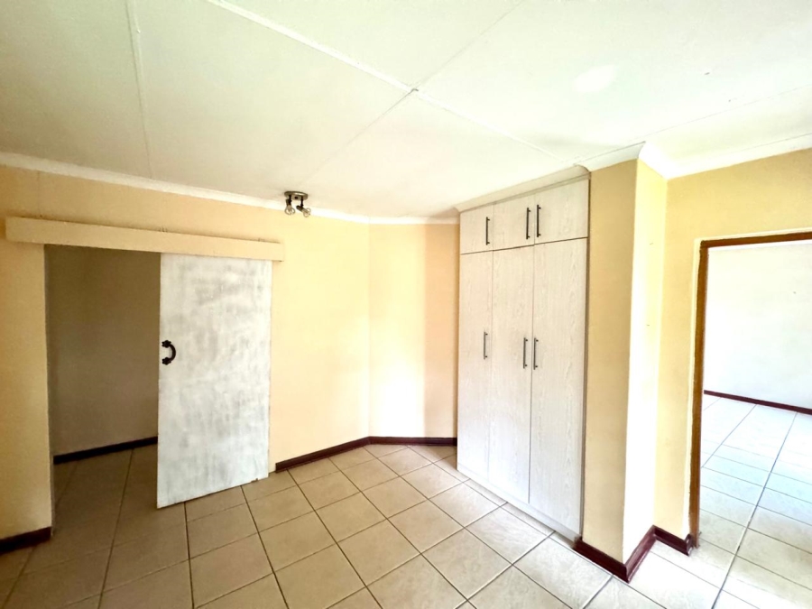 3 Bedroom Property for Sale in Cosmosrand Mpumalanga