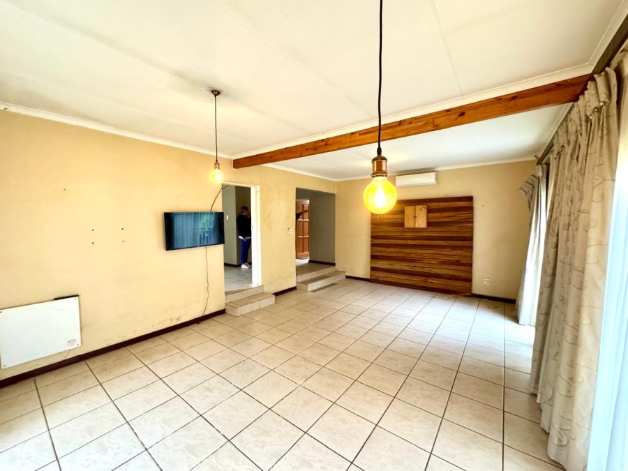 3 Bedroom Property for Sale in Cosmosrand Mpumalanga