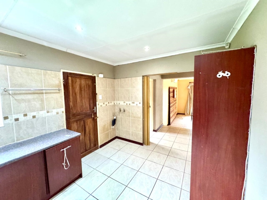 3 Bedroom Property for Sale in Cosmosrand Mpumalanga