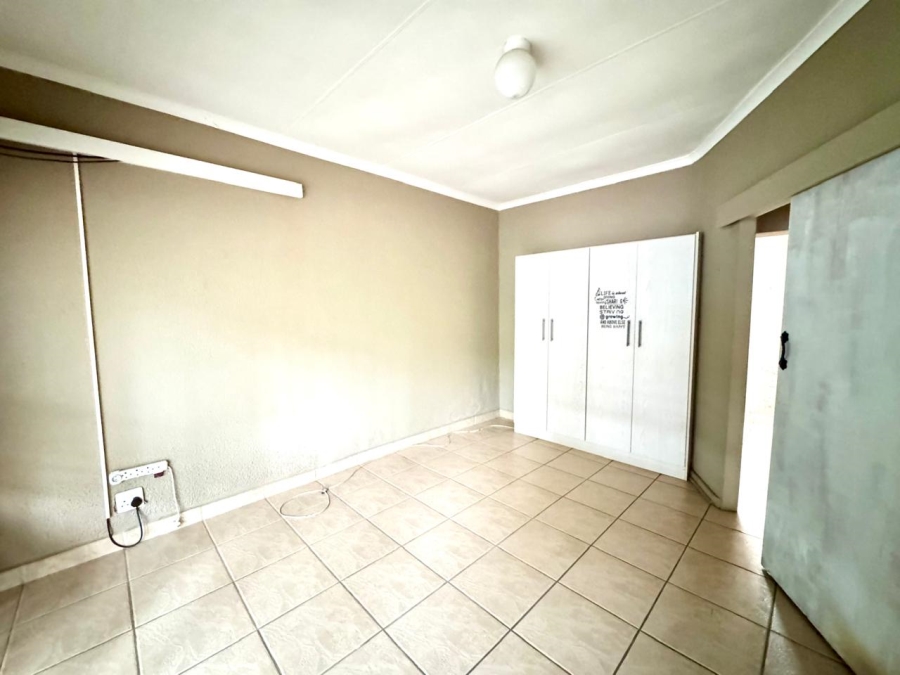 3 Bedroom Property for Sale in Cosmosrand Mpumalanga