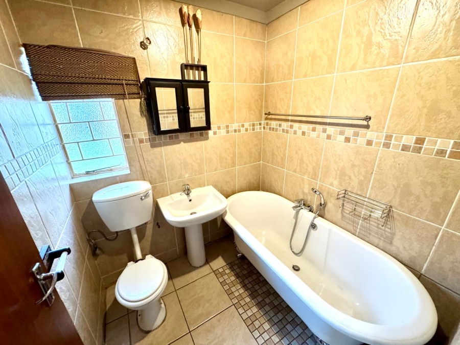 3 Bedroom Property for Sale in Cosmosrand Mpumalanga